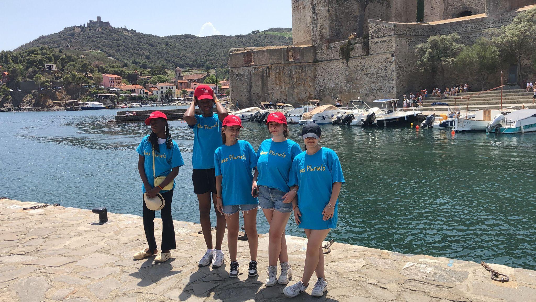 Adolescents de l’association en séjour à Argelès-sur-Mer pour découvrir les éco systèmes maritimes, faire des randonnées et s’ouvrir en rencontrant d’autres jeunes.