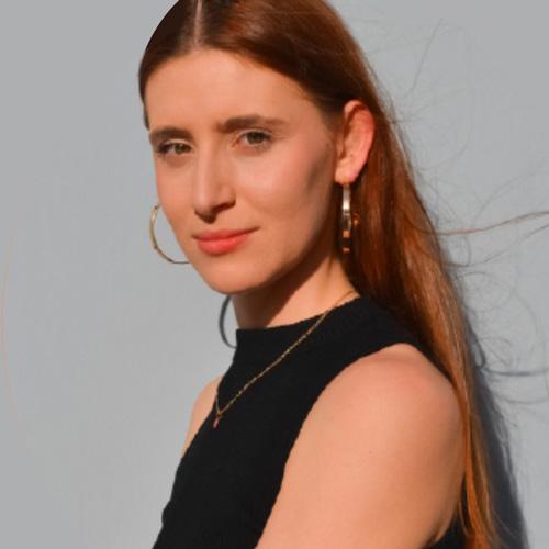 Portrait de Louise Schlunz, professeure de pilates